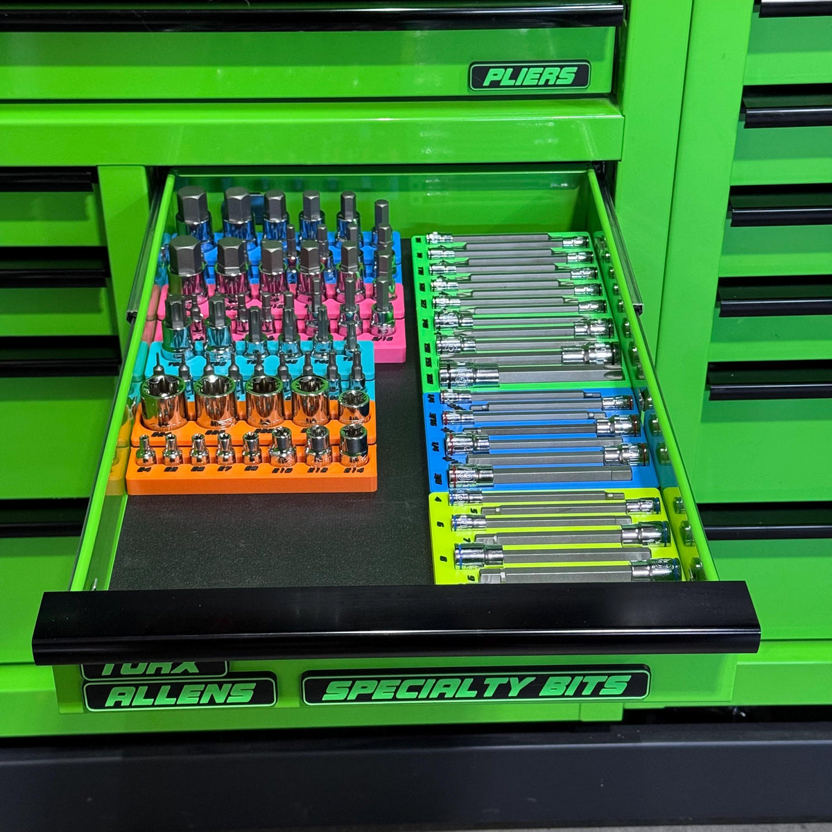 Quinn organizer toolbox layout