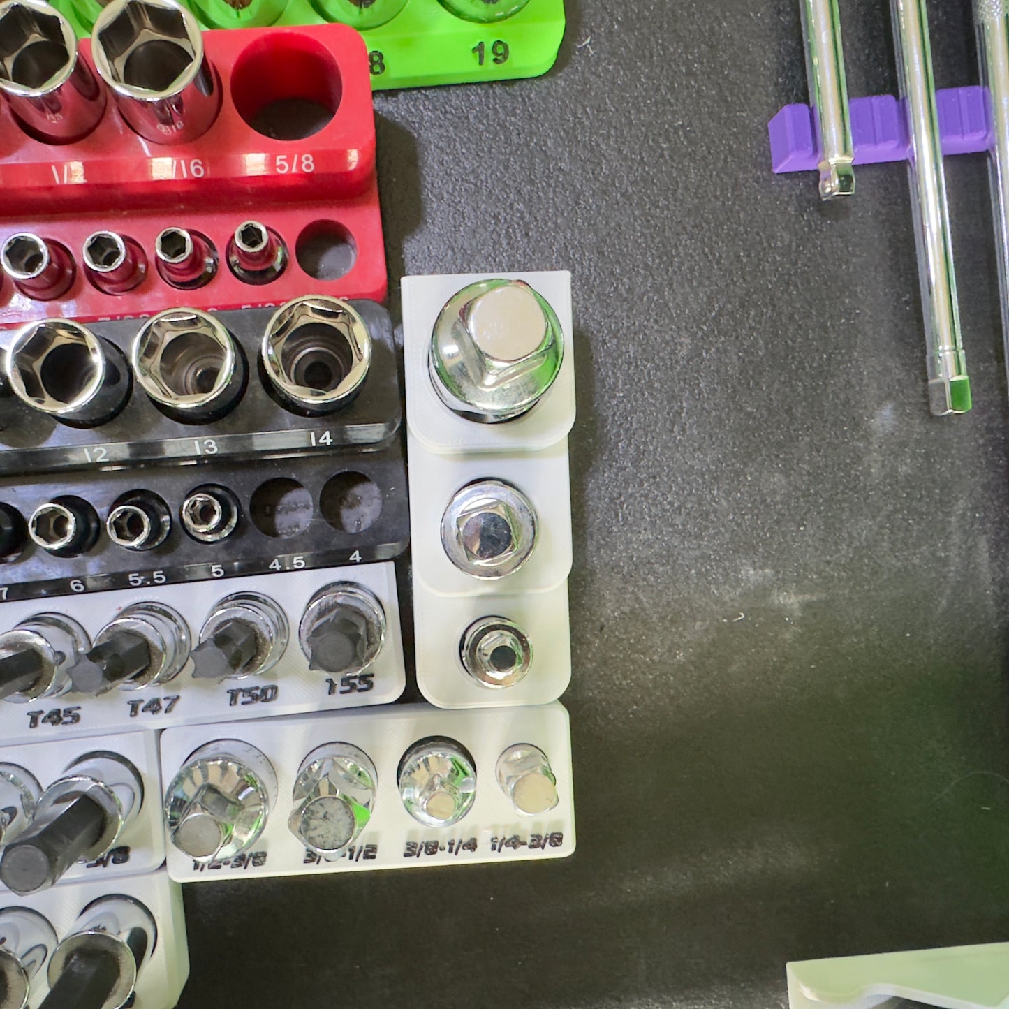 Bend 3DP - Universal Socket Swivel Set Vertical Organizer