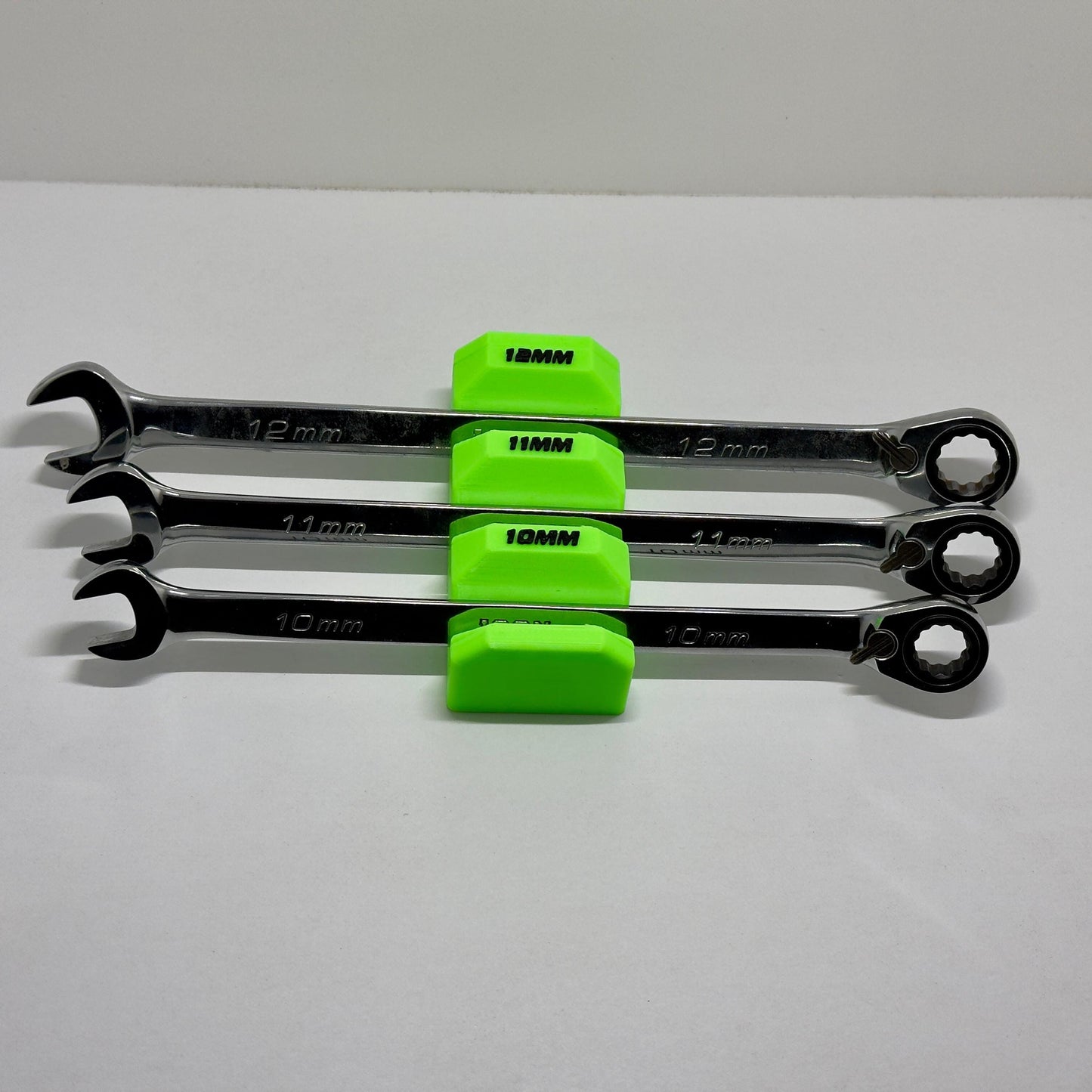 Labeled Wrench Holder – Modular Magnetic Wrench Organizer for Toolboxes