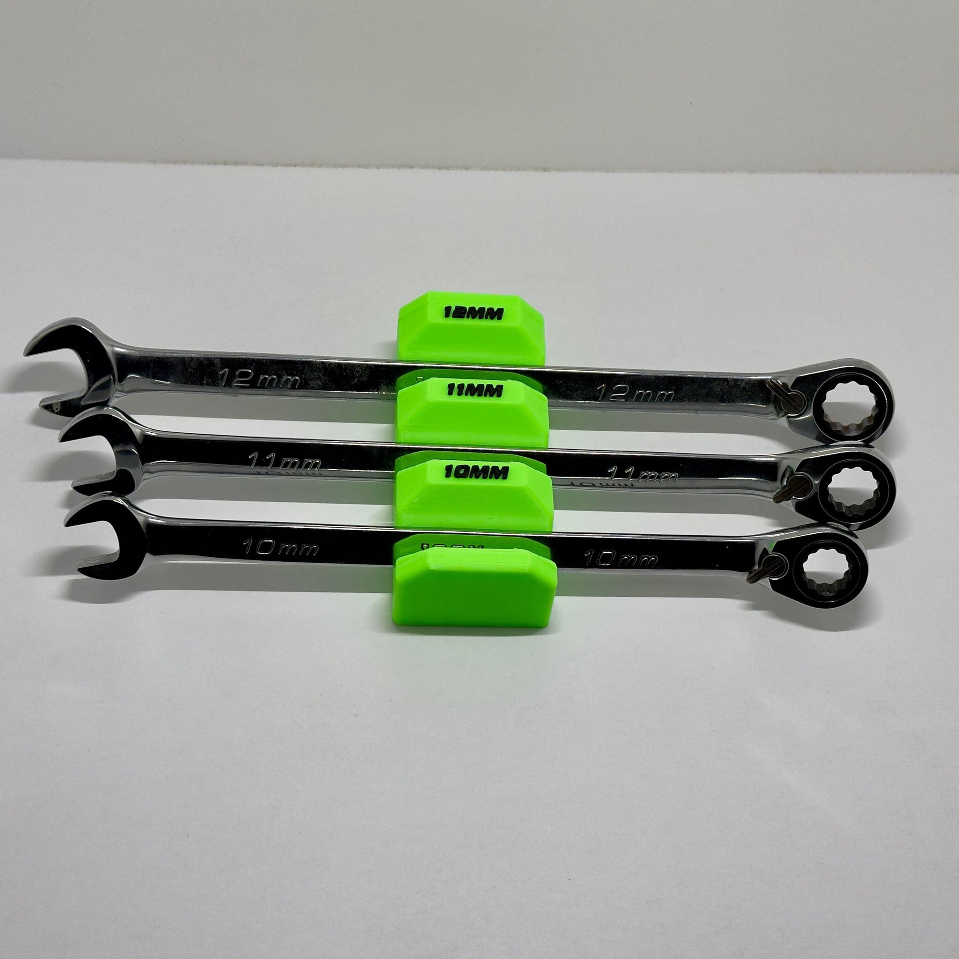 Labeled Wrench Holder – Modular Magnetic Wrench Organizer for Toolboxes