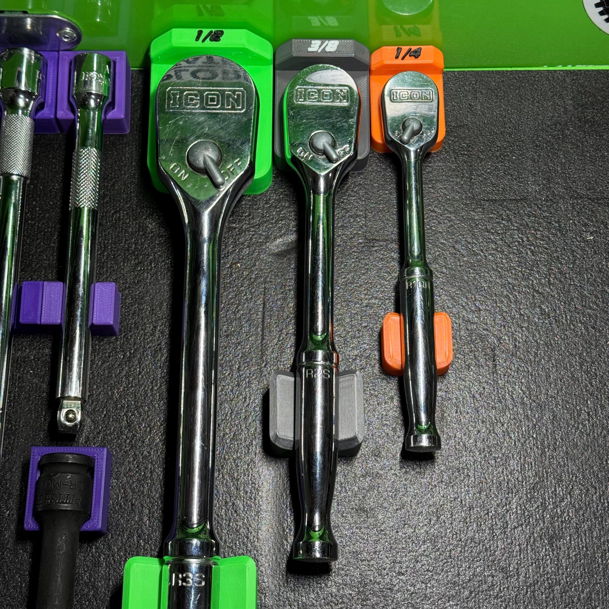 Ratchet Holder – Low Profile Lay-Flat Organizer for Toolboxes